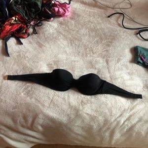 Black Victoria’s Secret bikini top